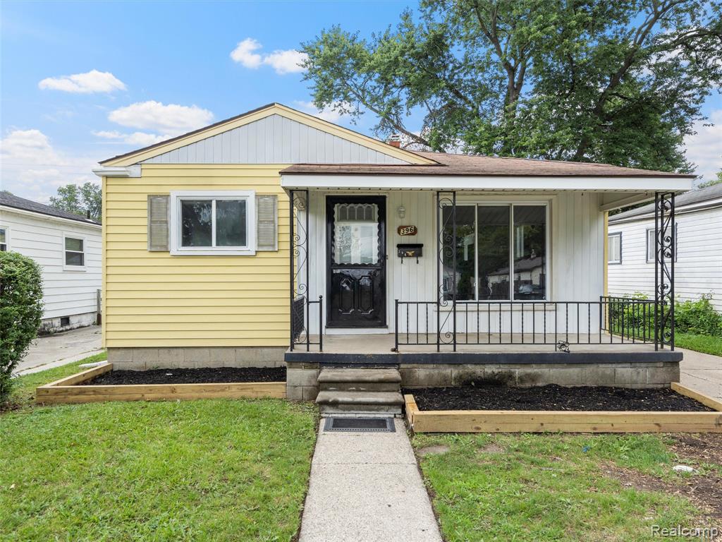 396 W PEARL Avenue, Hazel Park, MI 48030 — front exterior
