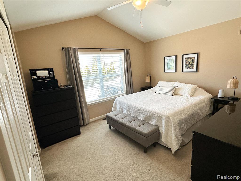 4471 KNOLLCREST Road, Ann Arbor, MI 48108 — Photo 14
