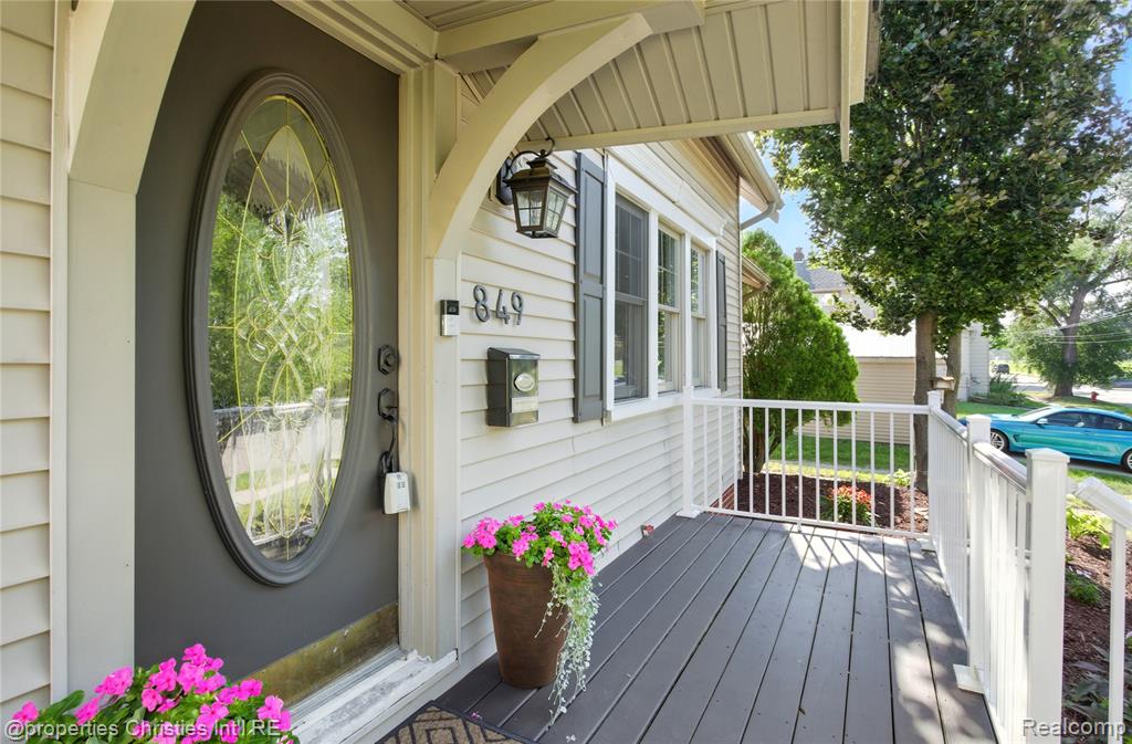 849 W Breckenridge Street, Ferndale, MI 48220 — Photo 3