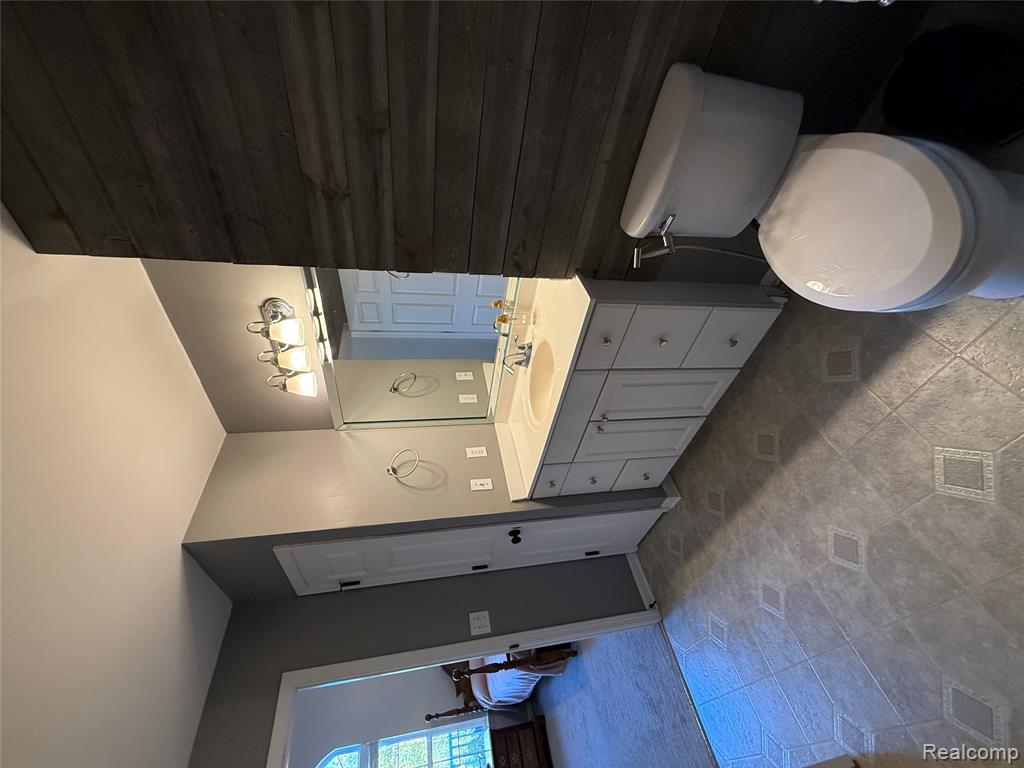7172 Kings Way, Flushing, MI 48433 — Photo 16