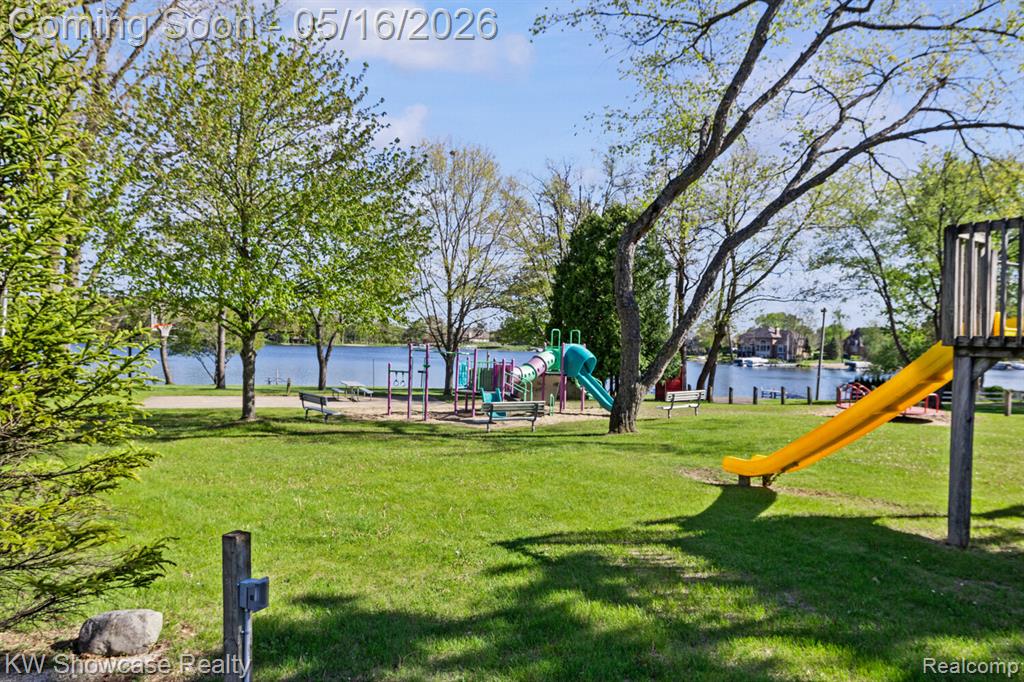 3348 Kingsway Drive, Highland, MI 48356 — Photo 53