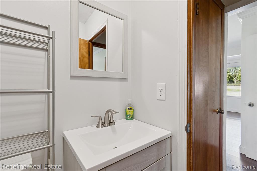 48385 8 Mile Road, Northville, MI 48167 — Photo 27