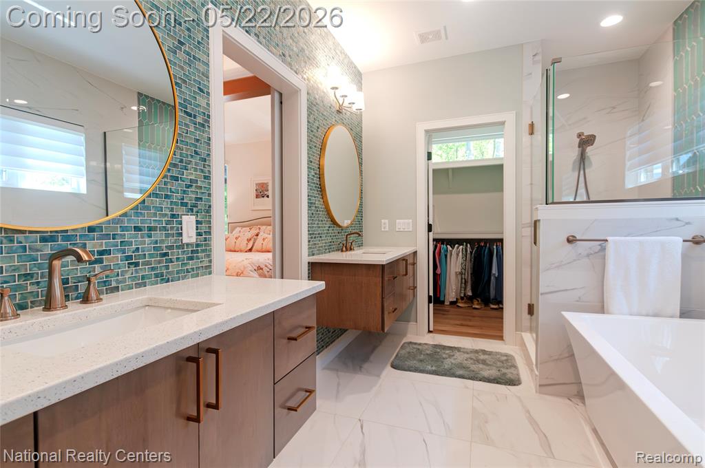 14170 Kings Park Court, Utica, MI 48315 — Photo 45
