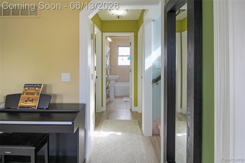 5953 Cooper Street, Taylor, MI 48180 — Photo 5