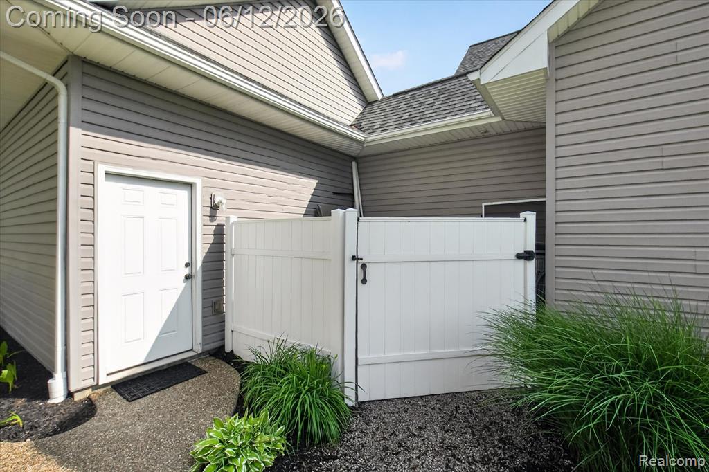 4628 Clinton Drive, Clarkston, MI — Photo 56