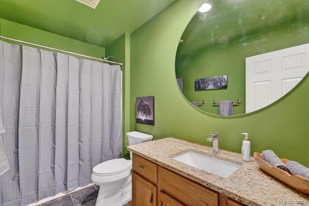 5120 Meadow Crest Circle, Holly, MI 48442 — Photo 24