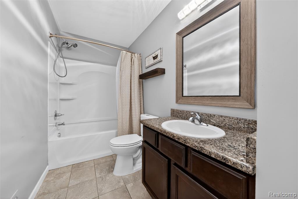 30278 Bradmore Road, Warren, MI 48092 — Photo 27