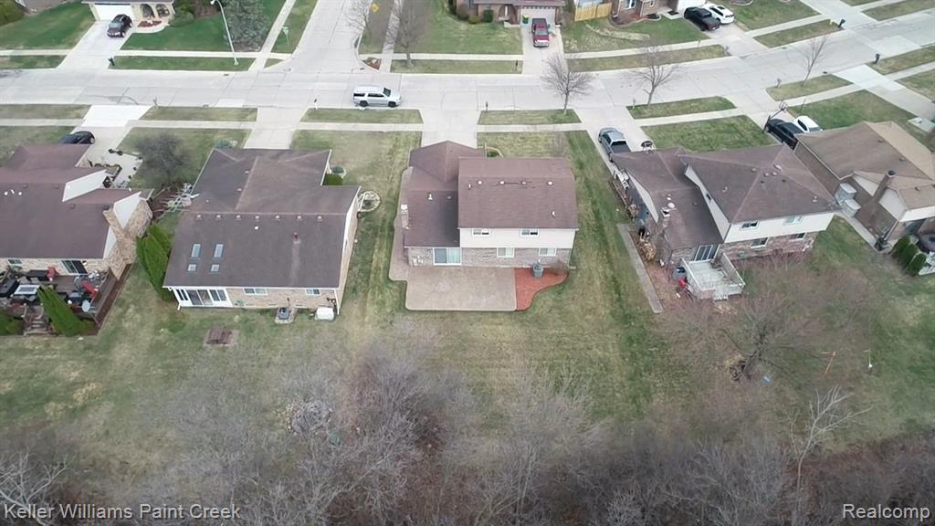 19170 Dawnshire Drive, Brownstown, MI 48193 — Photo 50