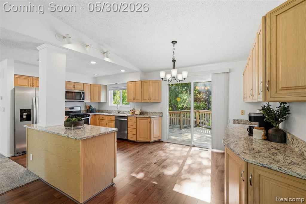 5620 Eastman Boulevard, West Bloomfield, MI 48323 — Photo 12