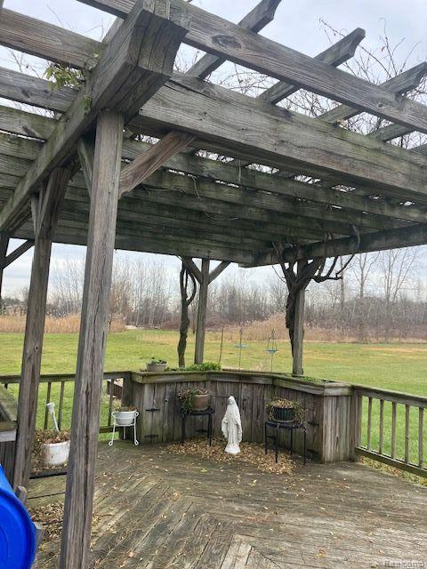 972 COVE Road, Wales, MI — Photo 35