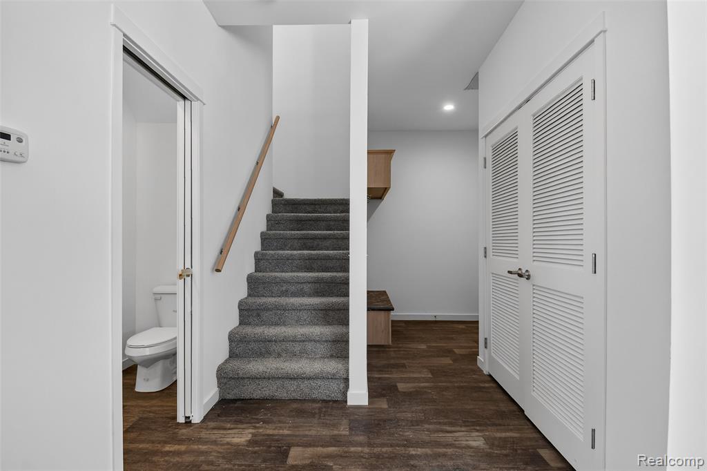7567 Packard Avenue, Warren, MI 48091 — Photo 16