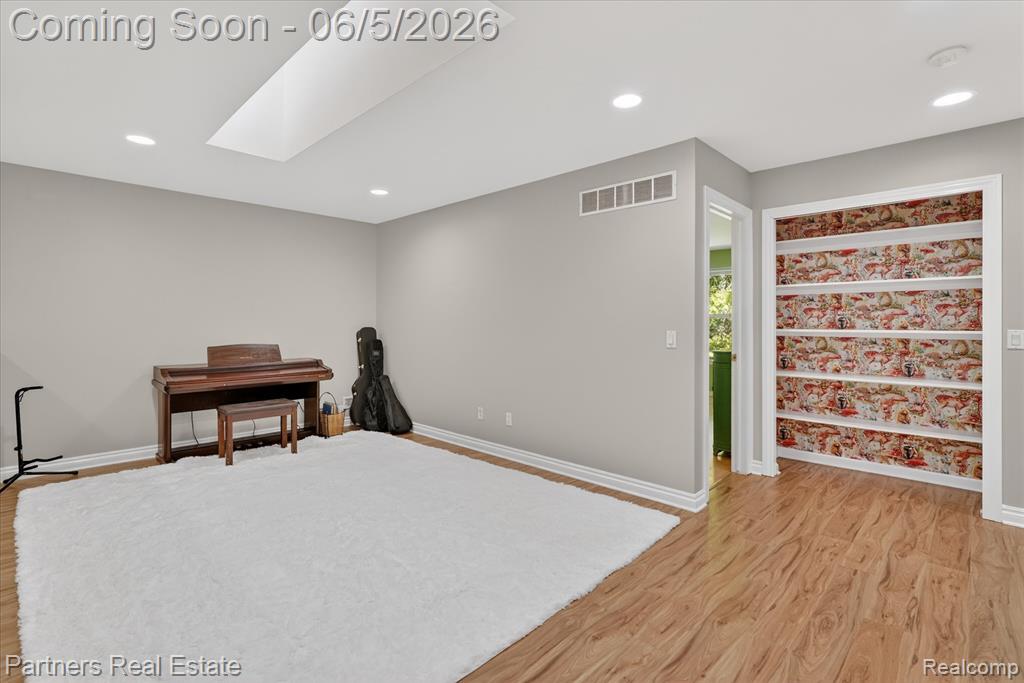 4053 Rolling Acres Drive, Hartland, MI 48353 — Photo 34
