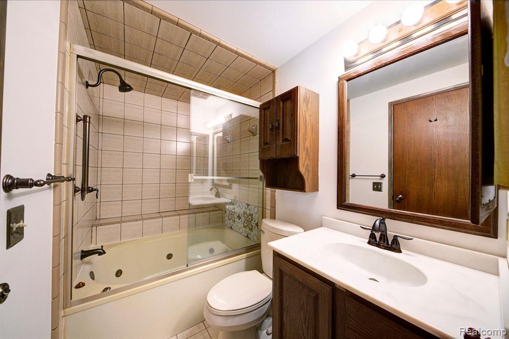 20832 E Glen Haven Circle, Northville, MI 48167 — Photo 15