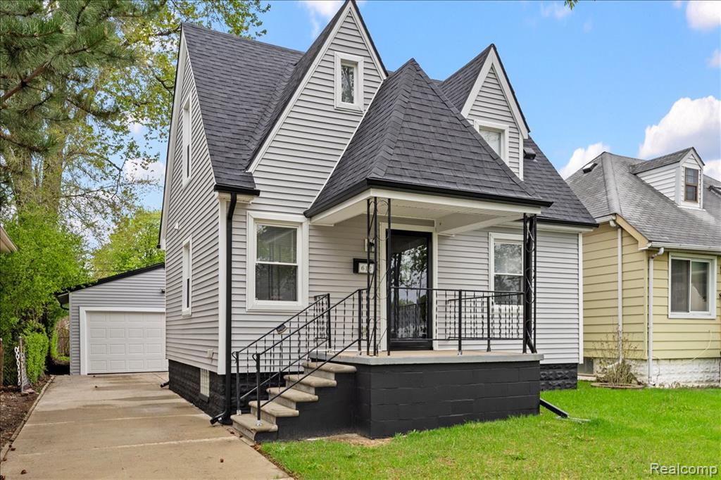 612 W Brockton Avenue, Madison Heights, MI 48071 — Photo 2