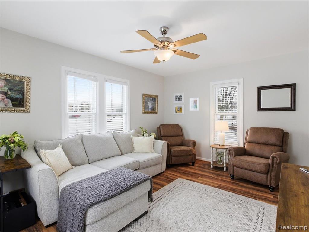 1207 Clinton Avenue, St. Clair, MI 48079 — Photo 9