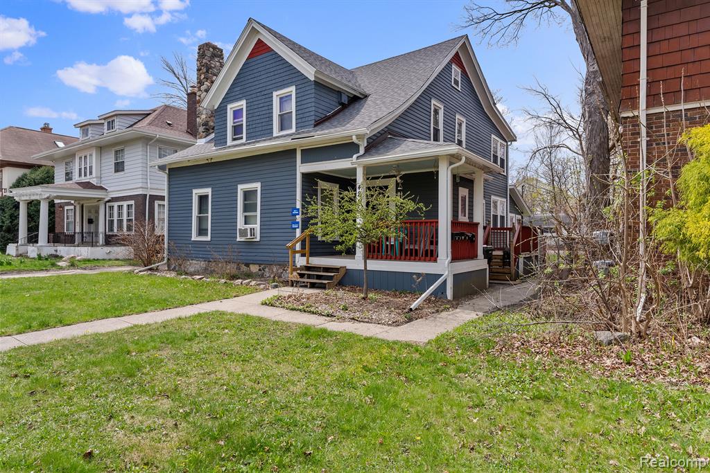 424 CRAPO Street, Flint, MI 48503 — front exterior