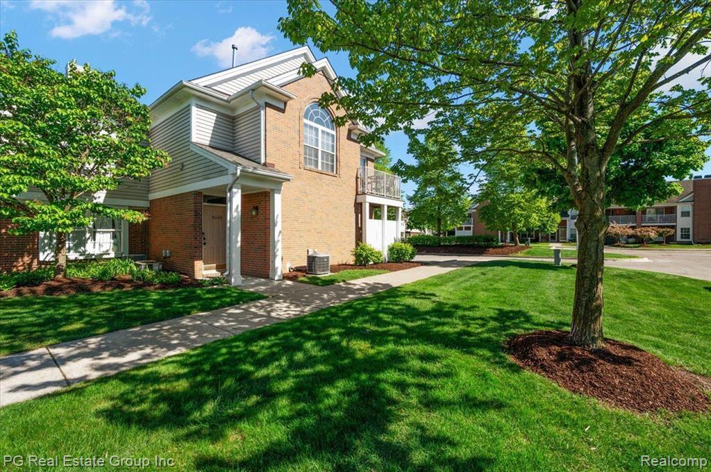 46104 BALDWIN Drive, Macomb, MI 48044 — Photo 6