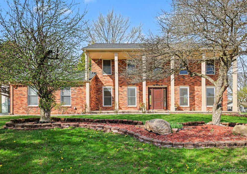 5040 Patrick Road, West Bloomfield, MI — front exterior