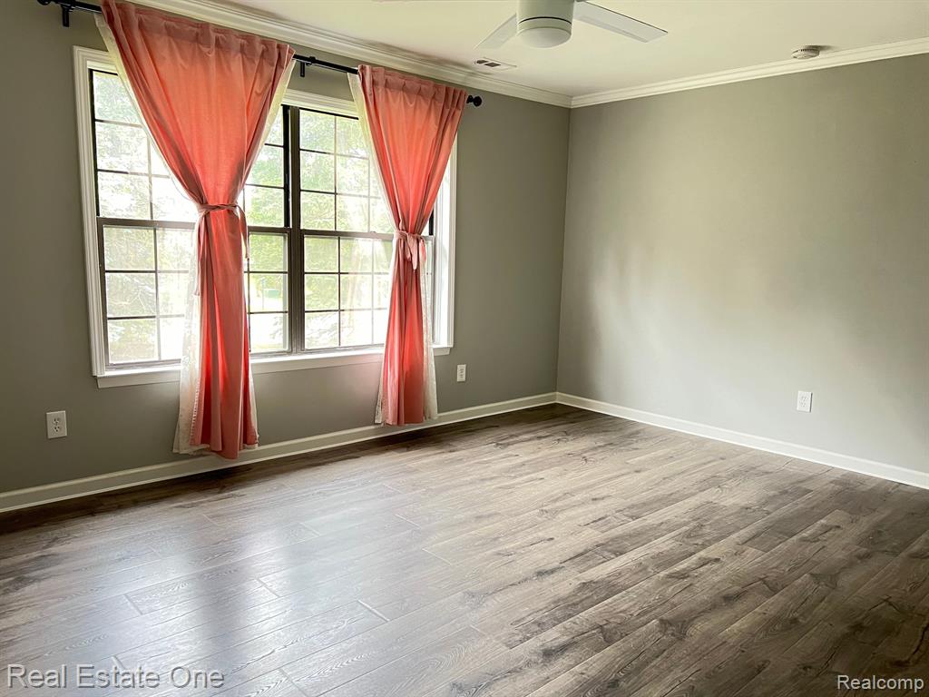 37033 Ridgedale Circle, Farmington Hills, MI 48331 — Photo 21