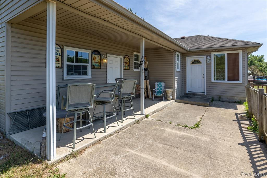 27750 Bell Road, New Boston, MI 48164 — Photo 16