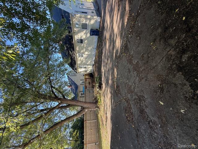 526 McKeighan Avenue, Flint, MI 48507 — Photo 45