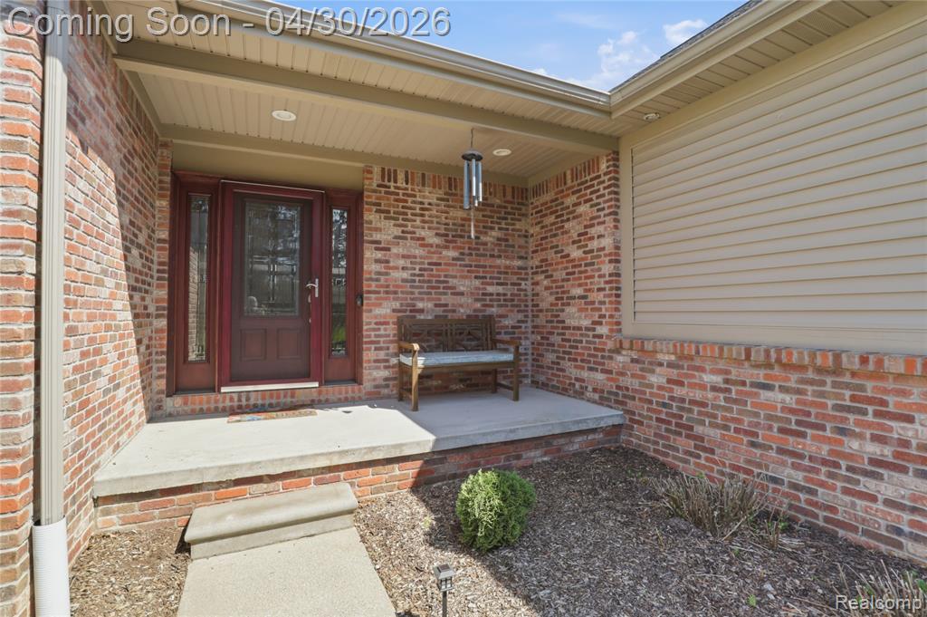 9031 Hidden Oaks Drive, Grand Blanc, MI 48439 — Photo 3