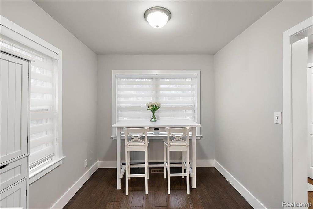617 IRVING Avenue, Royal Oak, MI 48067 — Photo 13