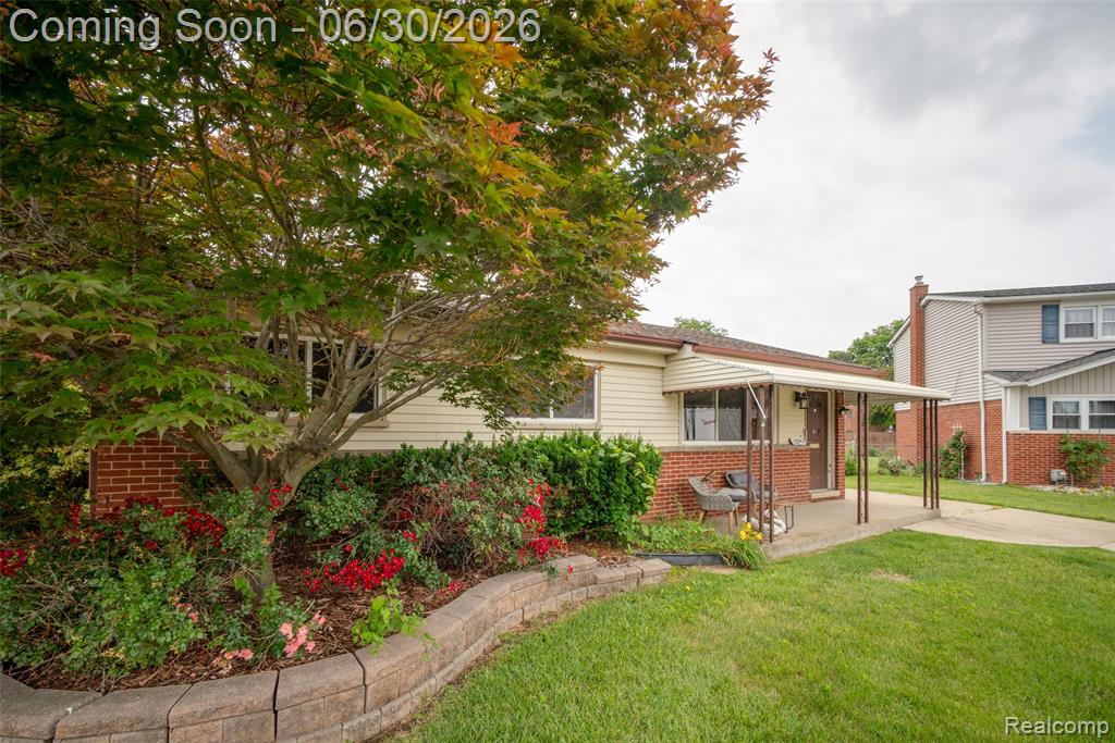 16944 Hans Court, Fraser, MI 48026 — Photo 25