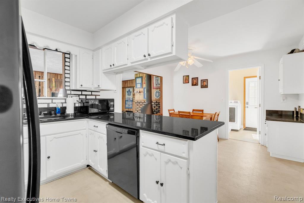 8540 Russell Street, Shelby Twp, MI 48317 — Photo 20