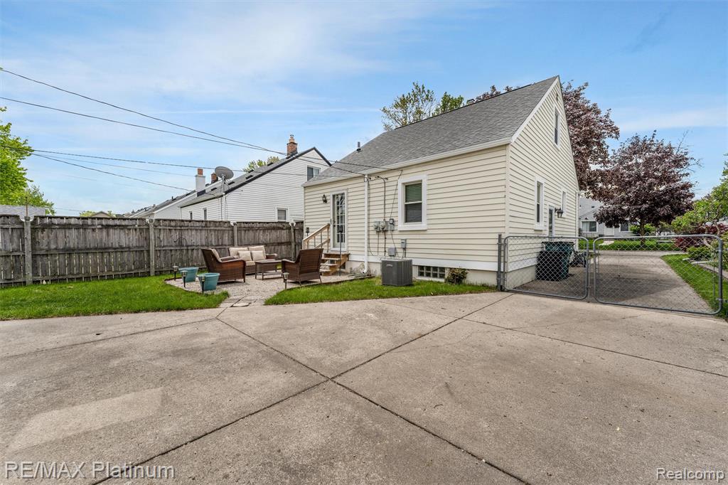 2194 Tyler Avenue, Berkley, MI 48072 — Photo 26