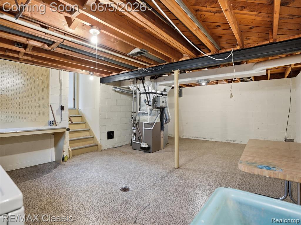 40874 Ivywood Lane, Plymouth, MI 48170 — Photo 32