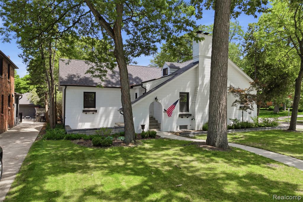 93 Oakdale Boulevard, Pleasant Ridge, MI — Photo 53