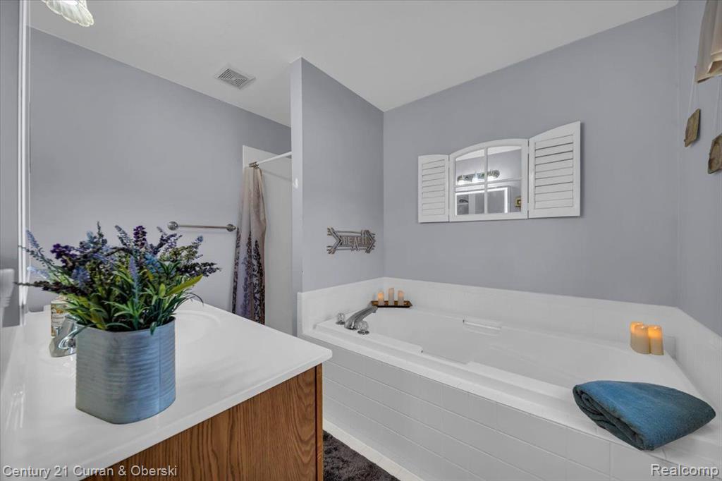 485 COUNTRY Drive, Monroe, MI 48162 — Photo 21