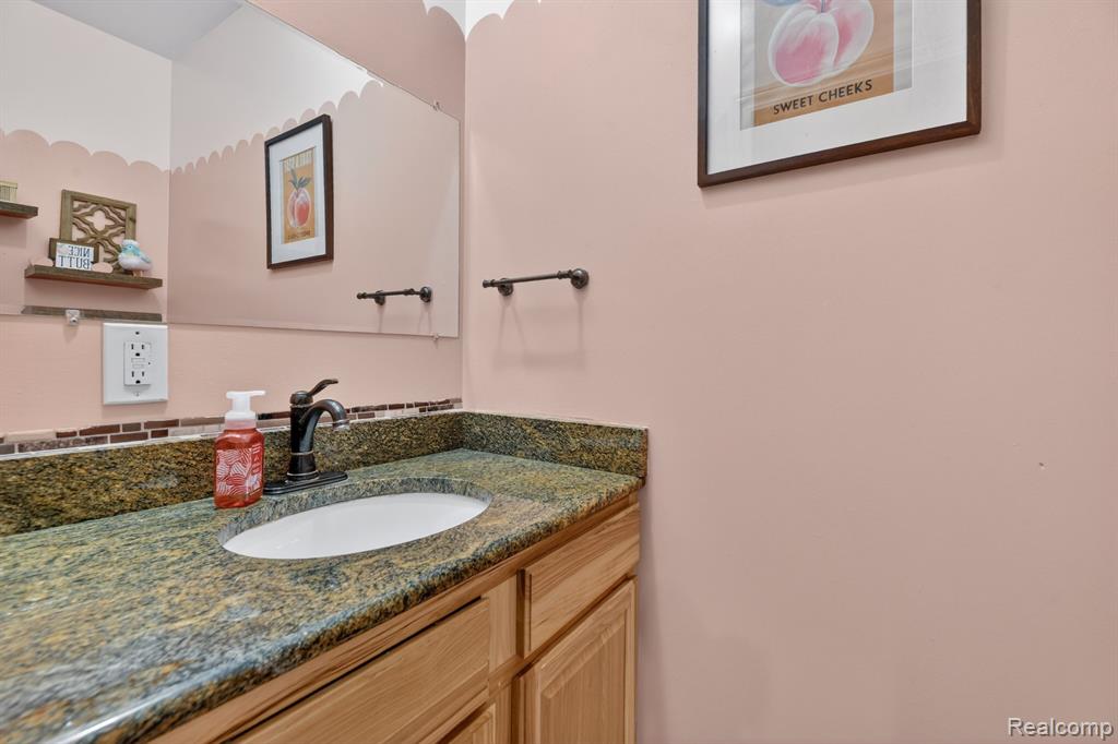 3845 Lake Lapeer Drive, Metamora, MI 48455 — Photo 22