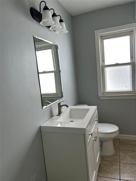 7546 Sterling, Center Line, MI 48015 — Photo 8