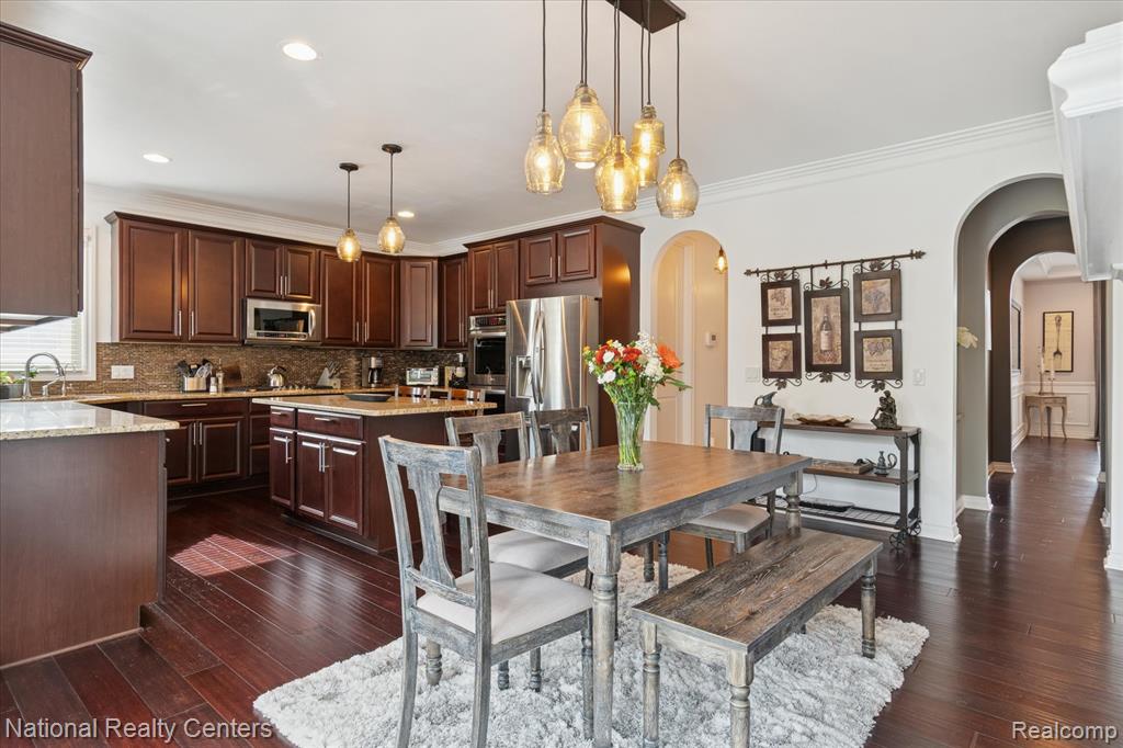 9888 Meadow View Court, Northville, MI 48167 — Photo 14