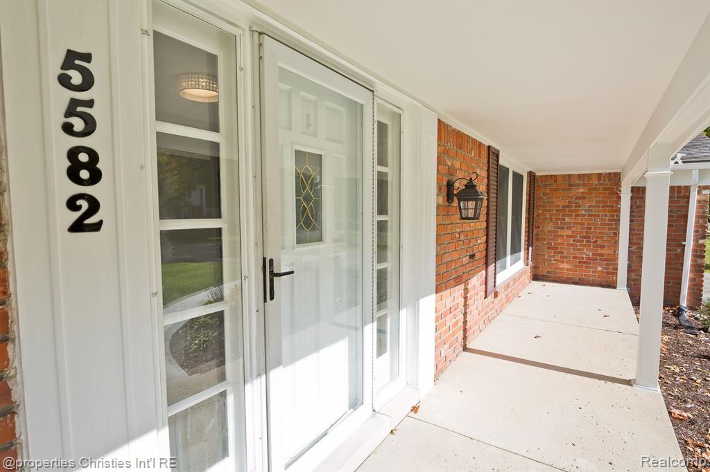 5582 NORTHCOTE, West Bloomfield, MI — Photo 80