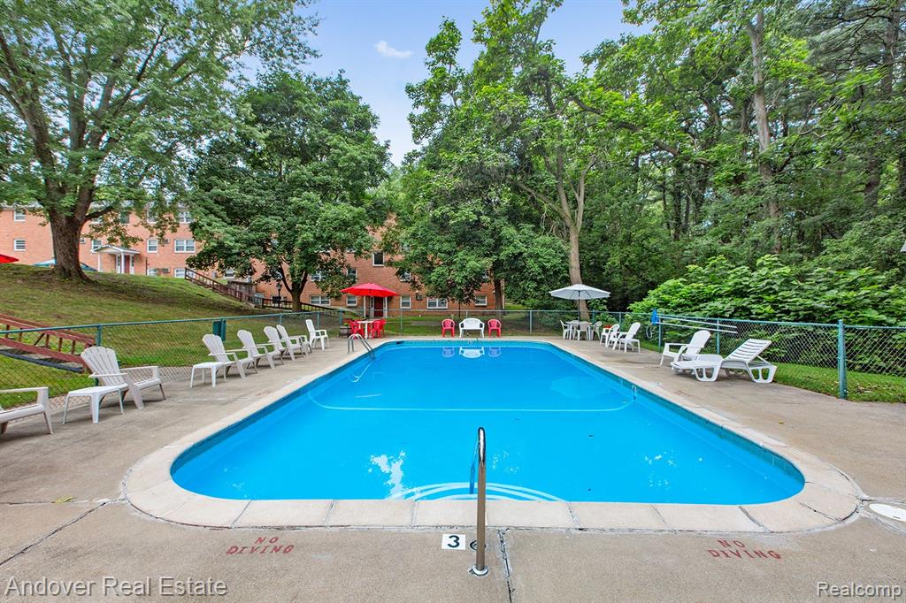 600 Garrison, Battle Creek, MI 49017 — Photo 11