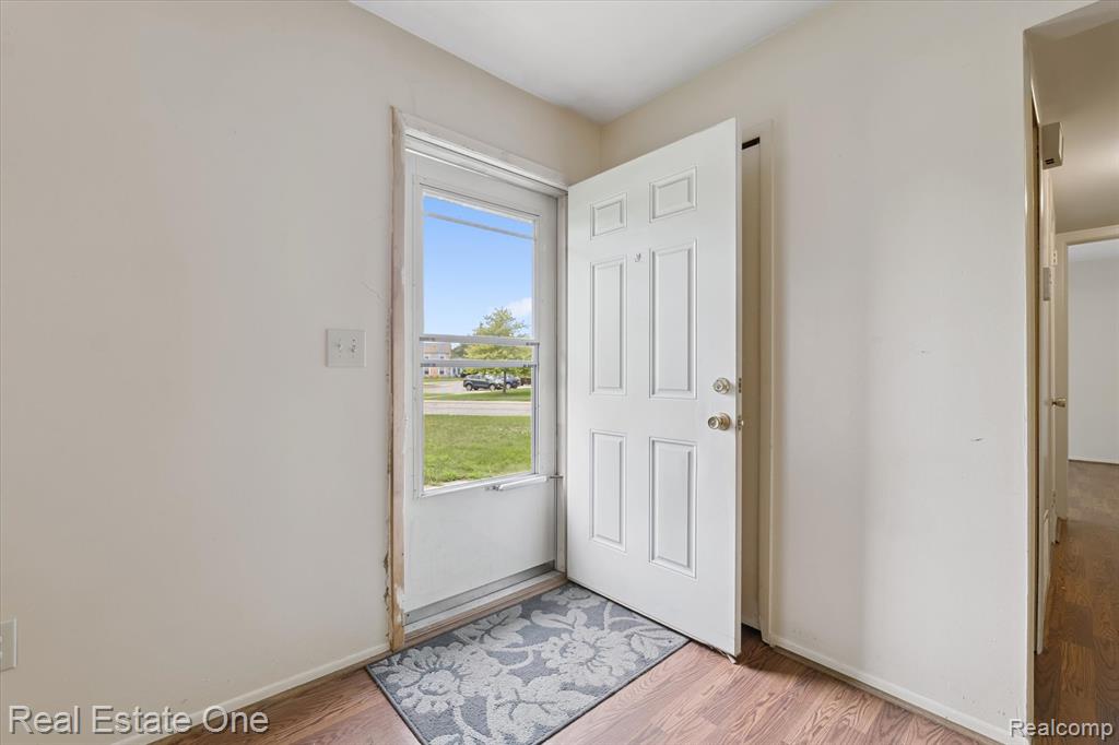 44407 Newburyport Drive, Canton, MI 48187 — Photo 4