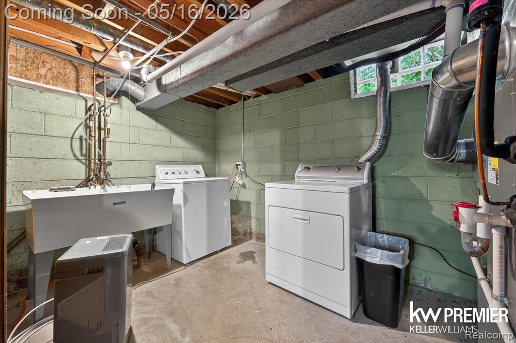 23260 Oneida Street, Oak Park, MI 48237 — Photo 20