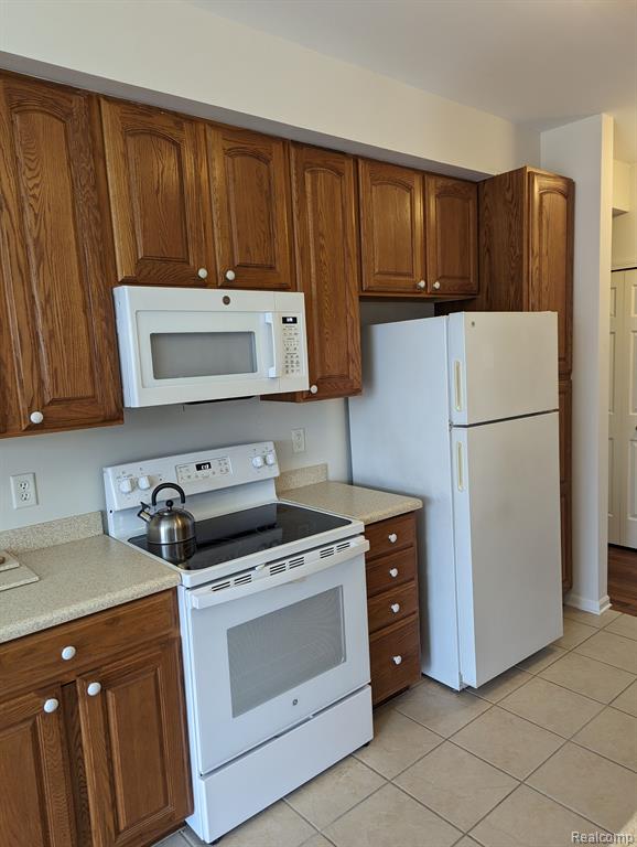 2106 ARCADIA Drive, Canton, MI 48188 — Photo 5