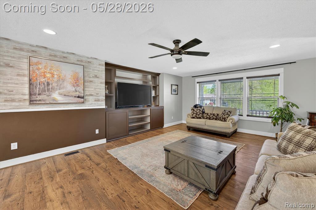 6745 THUNDER Lane, Lansing, MI 48906 — Photo 10