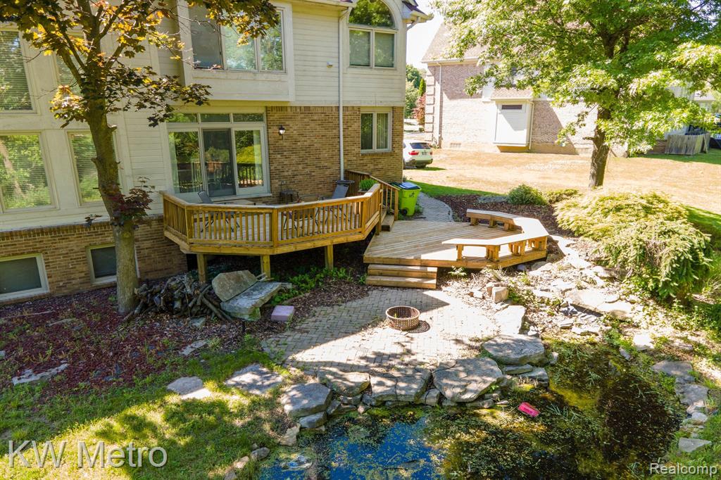 6657 Chelsea Bridge, West Bloomfield, MI — Photo 6