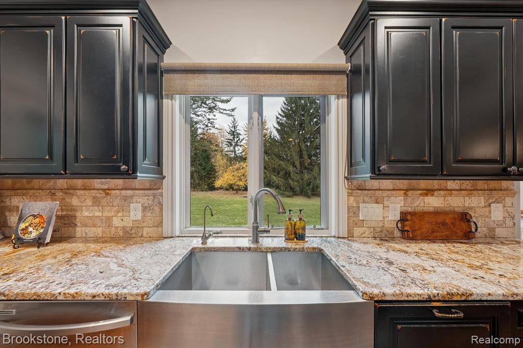 8179 Towering Pines, Clarkston, MI 48348 — Photo 15