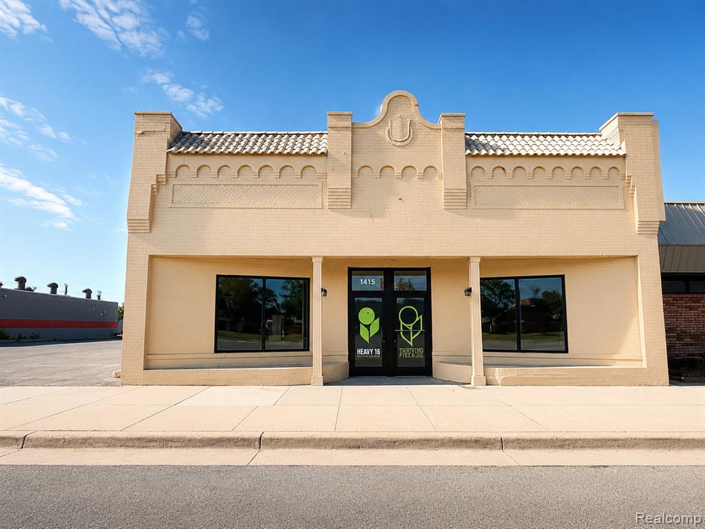 14455 Ford Road, Dearborn, MI 48126