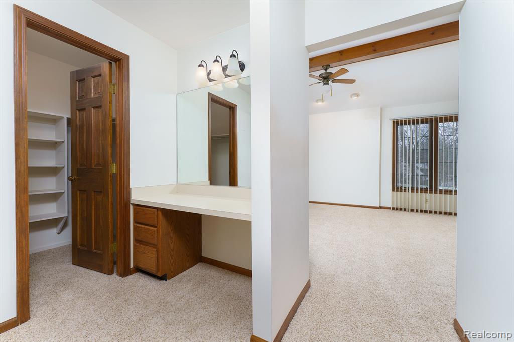 4584 GOLF VIEW Drive, Brighton, MI 48116 — Photo 13
