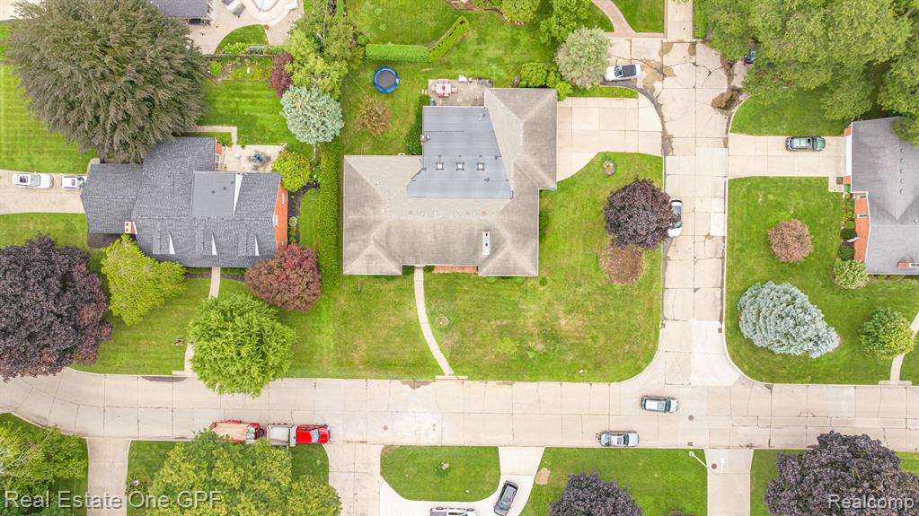 60 MOORLAND Drive, Grosse Pointe Shores, MI 48236 — Photo 77