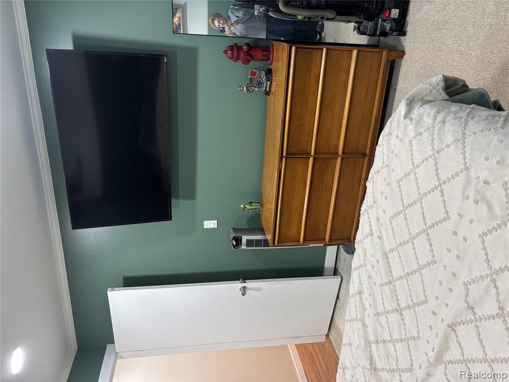 9428 Ute Pointe Drive, Clarkston, MI — Photo 12