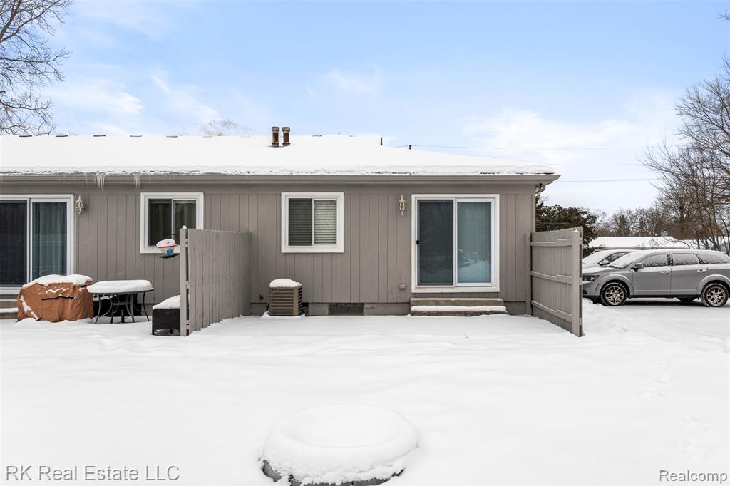 58629 Wallington, Washington, MI — Photo 26