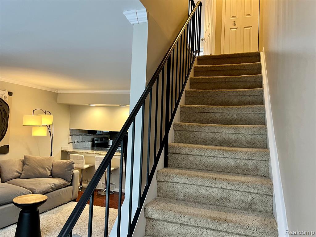 1623 WIMBLEDON Drive, 16, Walled Lake, MI 48390 — Photo 23